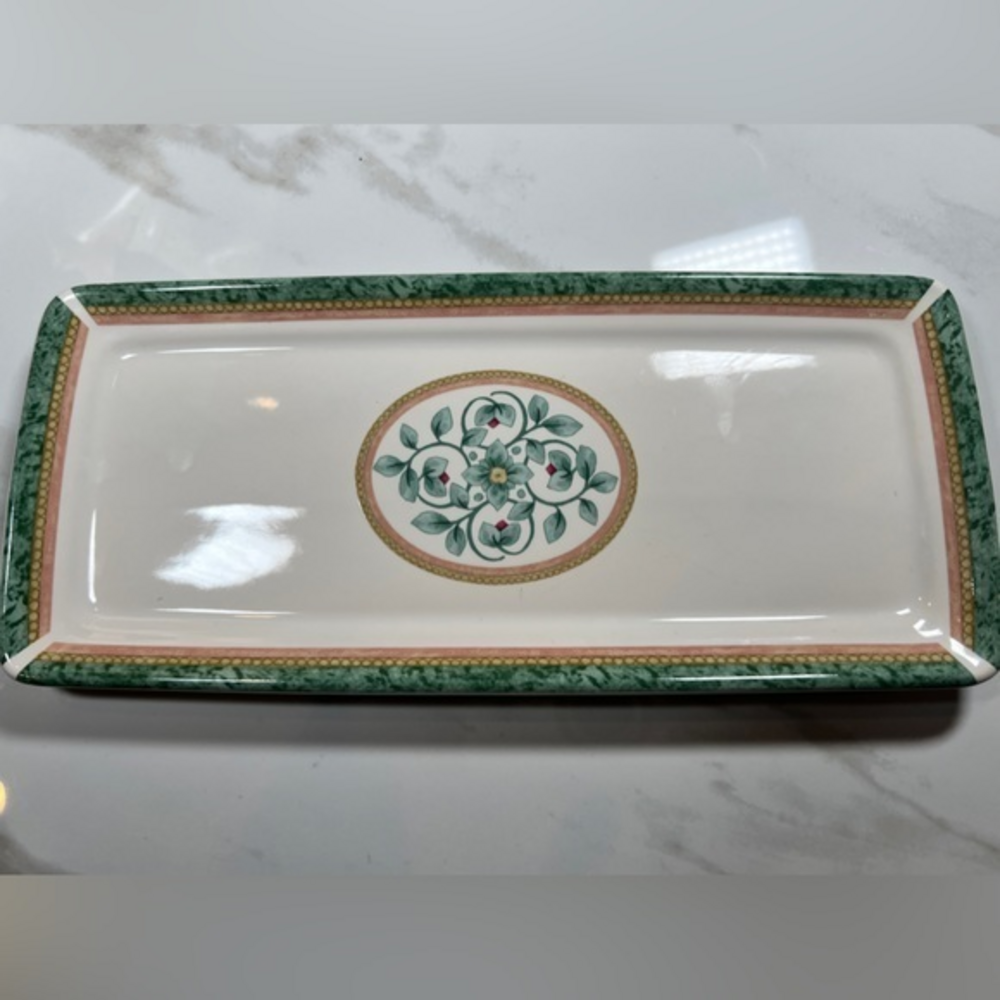Pfaltzgraff 10” French Quarter‎ Serving Tray